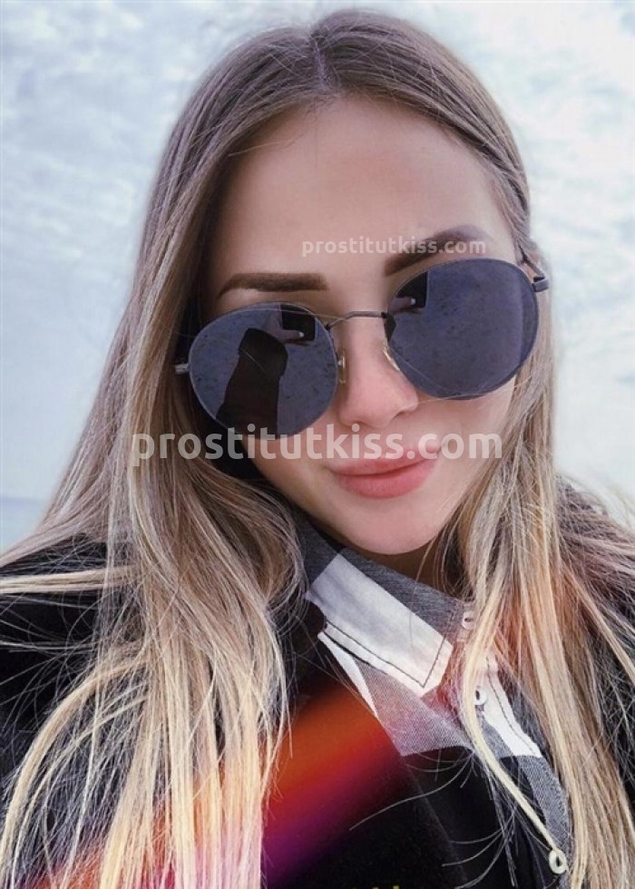 Проститутка  Карина