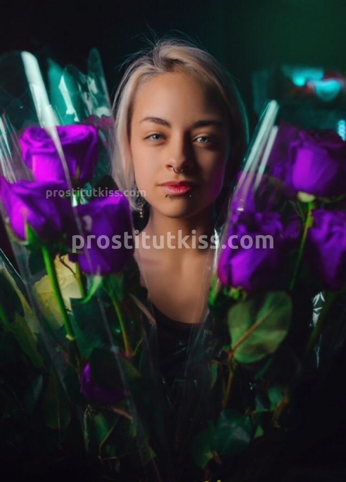 Проститутка Тони